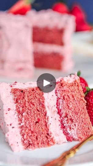 Strawberry Reduction, Strawberry Cake Recipe, Food Experiments, Strawberry Cake Recipes, Cake Strawberry, Jell O, Cake Frosting, Perfect Cake, Strawberry Cake