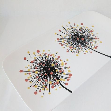 Paint Dotting, Porcelain Painting Ideas, Porcelain Pens, Ceramic Painting Ideas, Porcelain Paint, Clay Cafe, Fall Decor Dollar Tree, Diy Pottery Painting, White Tableware