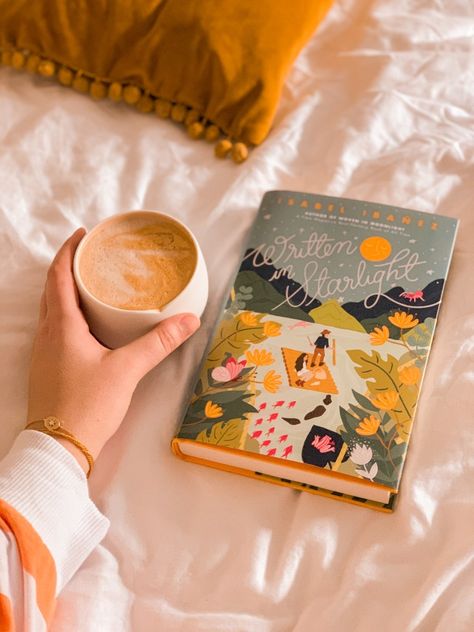 Book Flatlay, Book Photography Instagram, Bookstagram Inspiration, Book Instagram, Coffee And Books, Book Inspiration, Book Of Life, Book Photography, Book Cover Design