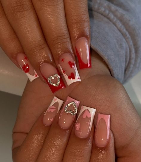 Cute Nail Designs Valentines Day, Nail Inspo Valentines Day Simple, Nail Inspo For Valentines Day, Cute Nails Acrylic For Valentines, Valentine Nail Set Short, Red Short Valentine Nails, Valentines Day Nails Acrylic Long Pink Square, Valentines Nails Square Medium, Cute White Valentines Nails