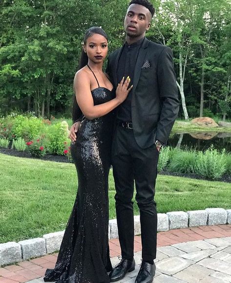 Black Sequin Prom Dress, Prom Slay, Prom Pictures Couples, Prom Goals, Prom Couples, Prom Poses, Prom Girl Dresses, Couple Style, Sequin Prom Dress