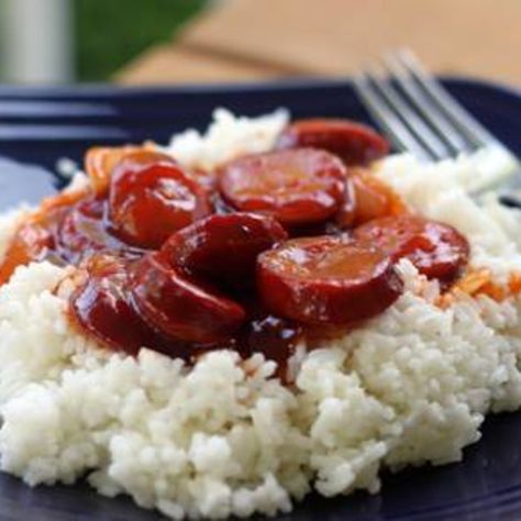 Kabasa Sausage And Rice Recipes, Rice And Hot Dogs Recipe, Smoked Sausage Rice, Rice And Sausage Recipes, Sausage And Rice, Sausage And Rice Recipes, Farmer Sausage, Easy Sausage Recipes, Sausage Rice