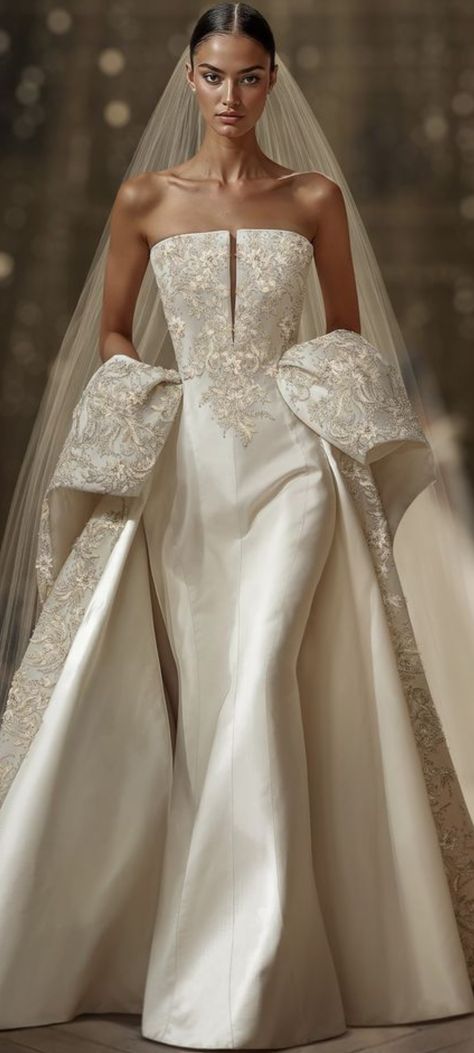 2026 Bridal Trends, Wedding Dress 2025 Bride, Grace Kelly Wedding Dress Inspired, Wedding Dress 2025 Trend, 2025 Wedding Dress Trends, Olivia Bottega Wedding Dress, Baby Dress Embroidery, Wedding Dress Cake, Celebrity Gowns