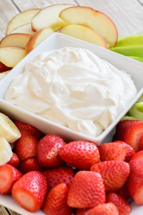 Yogurt Fruit Dip - Almost Supermom Cream Cheese Fruit Dip Recipe, Yogurt Fruit Dip, Fruit Dip Recipe, Easy Fruit Dip, Cream Cheese Fruit Dip, Fruit Dips Recipes, Pastas Recipes, Smoothie Fruit, Yogurt Recipe