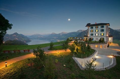 People are Calling This Rooftop Infinity Pool in the Swiss Alps the Stairway to Heaven  The Hotel Hotel Villa Honegg, Villa Honegg, Luxury Hotel Bedroom, Luxury Hotels Lobby, Hotel Suite Luxury, Luxury Hotel Room, Orlando Hotel, Hotel Entrance, Hotel Villa