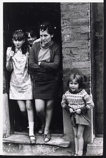 Roger Mayne, Army Christmas, Teddy Girl, Teddy Boys, Photographer Portfolio, Magnum Photos, Old London, Documentary Photography, Black And White Photographs