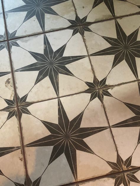 Victorian Bathroom Tiles, Tile Outdoor Kitchen, Midcentury Modern House, Star Tiles, Black And White Tile, Tile Bedroom, Victorian Interior Design, Victorian Tile, Victorian Floor Tiles