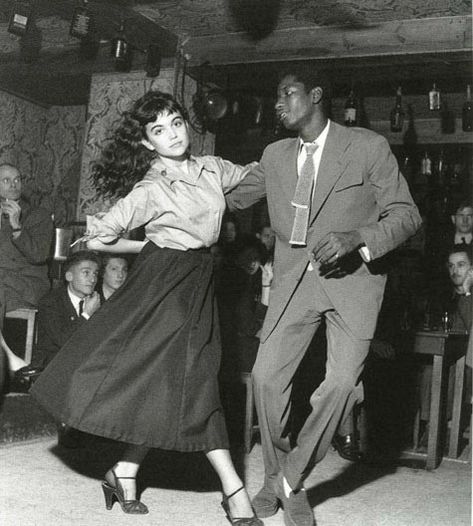 James Campbell, Dancing Together, Vintage Foto's, Jitterbug, Robert Doisneau, Lindy Hop, Swing Dancing, Swing Dance, Shall We Dance