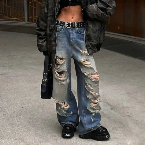 Ripped Denim Jeans https://pinklimes.co.uk/products/ripped-denim-jeans PinkLimes #streetwear #y2k #y2kfashion #y2kaesthetic #slay #kawaii #offensiveslogan #babytee #croptop #indiegirl #trendingfashion #2000s #naughties #90s #streetweardaily Low Rise Ripped Jeans, Retro Summer Outfits, Preppy Punk, Hip Hop Trousers, Jeans Online Store, Street Y2k, Jeans Overall, Baby Tees Y2k, Vintage Preppy