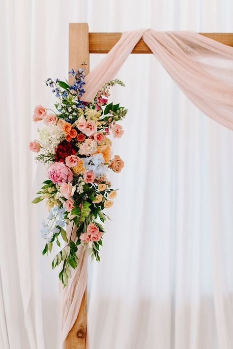 Spring Pallete, Ceremony Arbor, Wildflower Wedding Theme, Boda Mexicana, Wedding Flower Inspiration, Luxury Weddings, Mom Wedding, 2024 Wedding, Wildflower Wedding