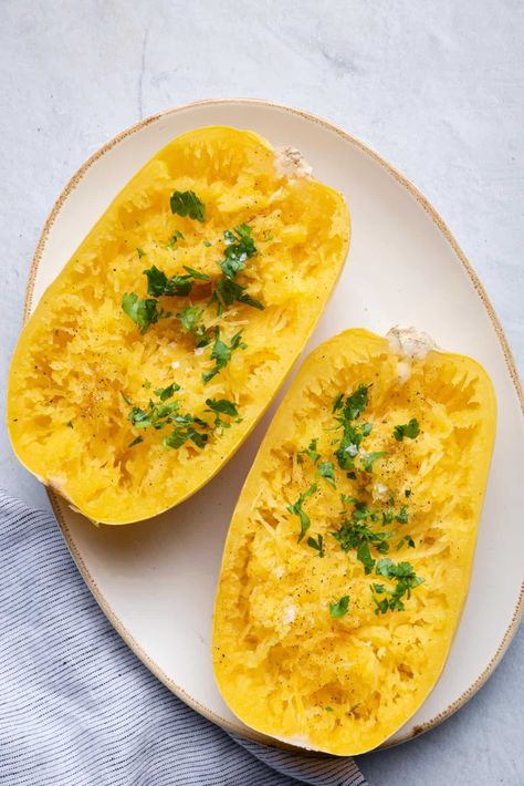 Simple and ready to enjoy in minutes, cook spaghetti squash in the Instant Pot for a quick and healthy side, or enjoy as part of a main. Pressure Cooker Recipes | Instant Pot Recipes | How to Use Instant Pot | Spaghetti Squash Recipes Instant Pot Spaghetti Squash, Baked Sweet Potato Casserole, Cook Spaghetti Squash, Instant Pot Spaghetti, Spaghetti Squash Recipe, Spaghetti Squash Lasagna, Spaghetti Squash Casserole, Cooking Spaghetti, Baked Spaghetti Squash