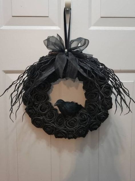 Raven Wreath, Gothic Victorian Home Decor, Gothic Victorian Homes, Ravens Wreath, Crow Decor, Halloween Raven, Gothic Raven, Wall Decor Halloween, Victorian Halloween