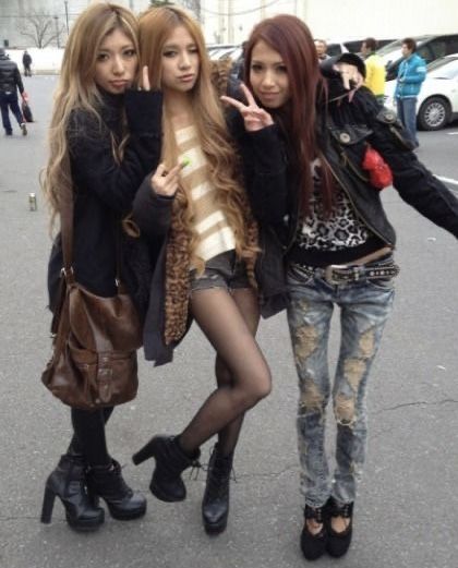 Gyaru Magazine, 2000s Fashion Inspiration, Agejo Gyaru, 2000s Japanese Fashion, Kei Visual, Gyaru Fashion, 2000s Fashion Outfits, J Fashion, Dec 12