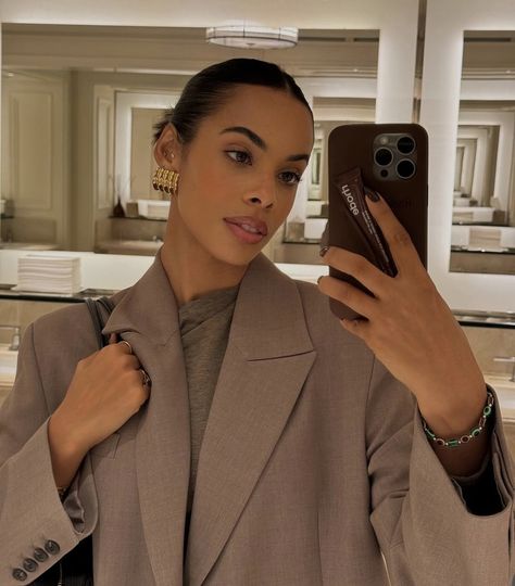 Rochelle Humes Style, Rochelle Humes, Office Chic, Chic Office, Fall 2024, Makeup Inspo, Makeup, Make Up