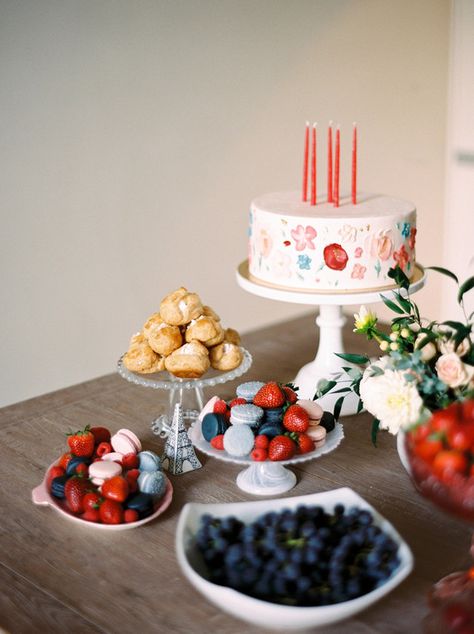 French Inspired Birthday Party, French Themed Baby Shower Ideas, French Birthday Cake, French Birthday Party Ideas, Galentines 2023, French Birthday Party, French Food Party, French Themed Birthday Party, Spring Birthday Cake