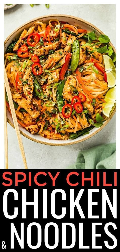 Chili Chicken Noodles, Chinese Chilli Chicken Recipe, Chilli Chicken Stir Fry, Spicy Noodles Recipe, Spicy Chicken Noodles, Chicken Stir Fry With Noodles, Spicy Thai Noodles, Dinner Desserts, Stir Fry Recipes Chicken