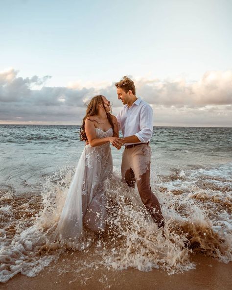 Why you should Trash the Dress on your Hawaii Honeymoon Trash The Dress Photo Shoot Couple, Hawaii Vow Renewal Ideas, Trash The Dress Photo Shoot Beach, Water Theme Wedding, Hawaii Vow Renewal, Vow Renewal Photoshoot, Trash The Dress Photo Shoot, Trash Dress, Beach Vow Renewal