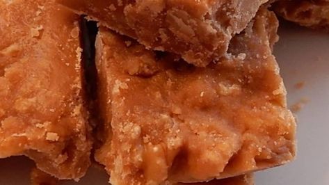 Native American Desserts, Penoche Candy, Choctaw Recipes, Amish Food Recipes, Easy Penuche Fudge, Penuche Fudge, Appalachian Recipes, Homemade Fudge Recipes, Native American Food