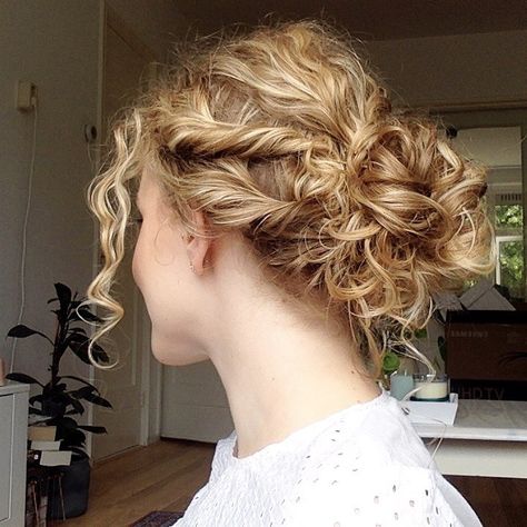 Cotillion Hairstyles, Curly Hair Up, Long Natural Curly Hair, Curly Wedding Hair, Curly Updo, Curly Hair Updo, Curly Hair Styles Easy, Curly Hair Cuts, Long Curly Hair