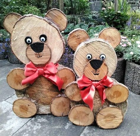 Recycled Things - More ideas @... Bears Made From Wood Slices, Wood Slice Animals, Wood Slice Bear, Wooden Teddy Bear, Log Slice Crafts, Wooden Bears, Wooden Log Slices, Log Crafts, Tre Kunst