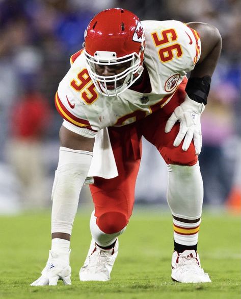 Chris Jones, Chiefs Kingdom, Kansas City Chiefs Football, Chiefs Football, Leg Sleeve, Light Background Images, Kc Chiefs, Leg Sleeves, Football Pictures