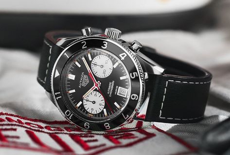 Autavia Calibre Heuer-02 1972 Re-edition “Viceroy” Heuer Autavia, Tag Heuer Monaco, Watch Gears, Swiss Army Watches, Latest Watches, Sports Watch, Swiss Army, Luxury Watches For Men, Dive Watches