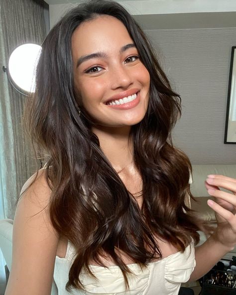 Kelsey Merritt Outfits, Kelsey Merritt, Exercise Inspiration, Girlfriend Pictures, Beauty Hairstyles, Lifestyle Motivation, Motivation Workout, December 19, Smile Girl