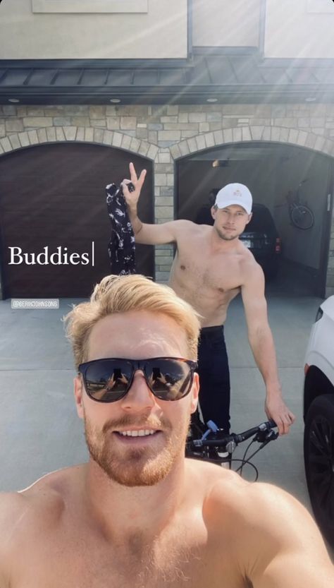 Gabriel Landeskog, Erik Johnson, Colorado Avalanche Hockey, Hockey Memes, Hockey Baby, Eric Johnson, Hockey Humor, Hockey Girl, Nhl Players