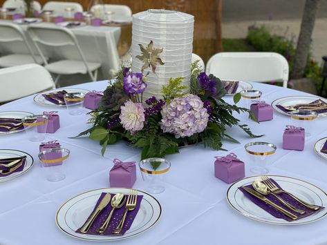 Christmas table centerpieces