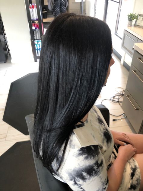 Black Midlength Haircuts, Black Medium Length Hair Straight, Mid Black Hair, Mid Length Hair Black, Black Mid Length Hair, Medium Length Long Layers, Black Hair Mid Length, Mid Length Black Hair, Black Hair Medium Length