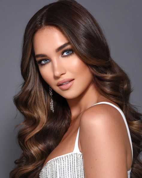 These Are the 51 Women Competing to Be Miss USA 2020 Miss Universe Canada, Cheslie Kryst, Liquid Cat, Pageant Headshots, Olivia Gray, Miss Usa, Miss Universe, New Model, Makeup