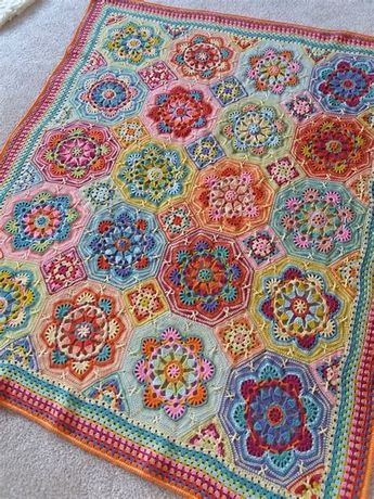 Crochet Granny Square Mandala Colour 60+ Ideas For 2019 29F Motifs Afghans, Persian Tiles, Crochet Flower Blanket, Crocheted Blanket, Mode Crochet, Crochet Mandala Pattern, Crochet Blanket Afghan, Crochet Quilt, Crochet Square Patterns