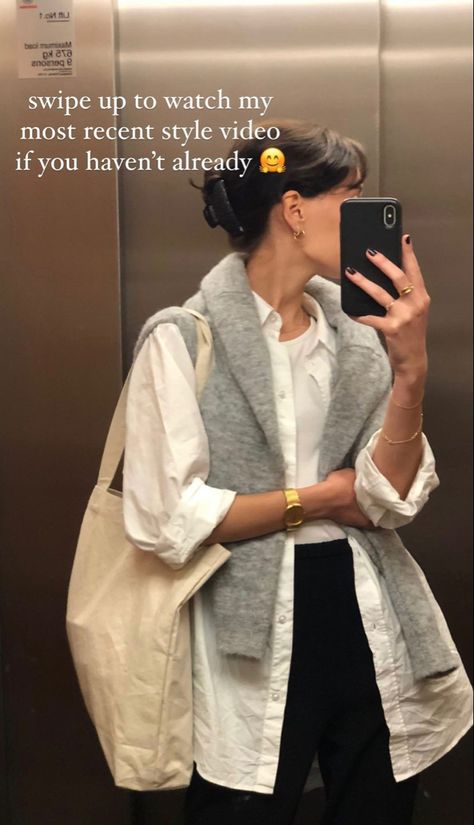 Jess Alizzi, Fall Inspiration, School Outfits, Fitness Inspo, Lab Coat, Autumn Fashion, Girl Outfits, Wardrobe, Clothes