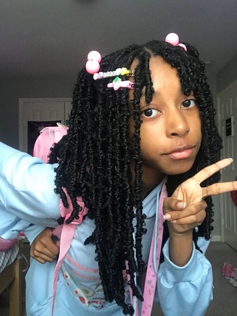 Black School Hairstyles, Kawaii People Real, Kawaii Hairstyles For Curly Hair, Kawaii Braids Hairstyles, Kawaii Box Braids Hairstyles, Kawaii Box Braids, Kawaii Curly Hairstyles, Cute Core Hairstyles, Kawaii Black Hairstyles