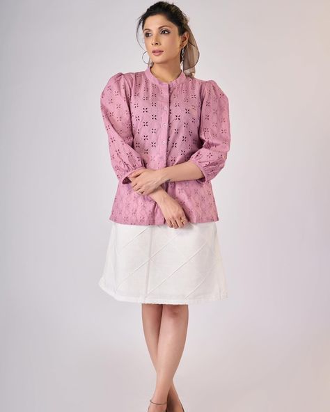 The Foxy pink hakoba mandarin collar top is a stylish and versatile piece that can be dressed up or down. The exquisite hakoba fabric adds a touch of elegance, while the optional skirt offers flexibility in styling. As an industry expert, I can assure you of its high quality and timeless appeal. #sujatra #sujatraglobal #sujatratops #cottontop #hakoba #cottonhakoba #hakobatop #mandarincollar #mandarincollartop #summermusthave #pinktop Collar Top, Mandarin Collar, Pink Tops, Cotton Tops, 10 Days, Must Haves, The Selection, I Can, Dress Up