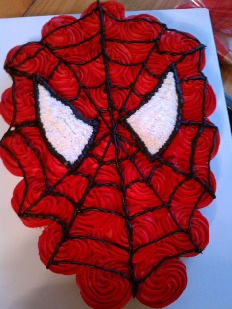 Spiderman Cupcakes, Spiderman Birthday Cake, Pull Apart Cupcake Cake, Pull Apart Cake, Pull Apart Cupcakes, Making Cakes, Spiderman Birthday Party, Spiderman Party, Mens Birthday Party