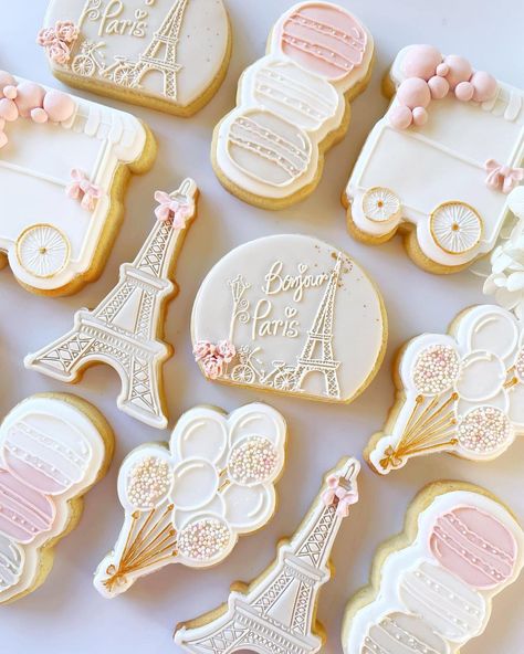 Bonjour Four Party, Paris Themed Party Food, Paris Birthday Party Ideas For Kids, Paris Theme Baby Shower Ideas, Parisian Cookies, Bonjour To Four, French Baby Shower Theme, Eiffel Tower Cookies, Paris Theme Baby Shower