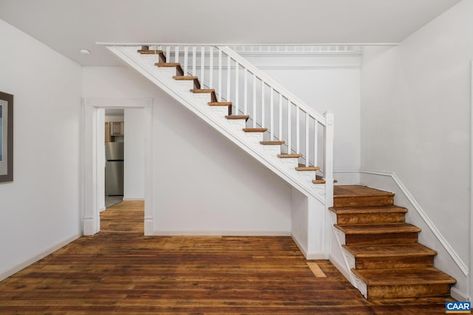 U Shaped Staircase With Landing, L Shaped Staircase, Staircase With Landing, Stairs With Landing, U Shaped Stairs, L Shaped Stairs, U Shaped Staircase, Staircase Landing, Traditional Staircase