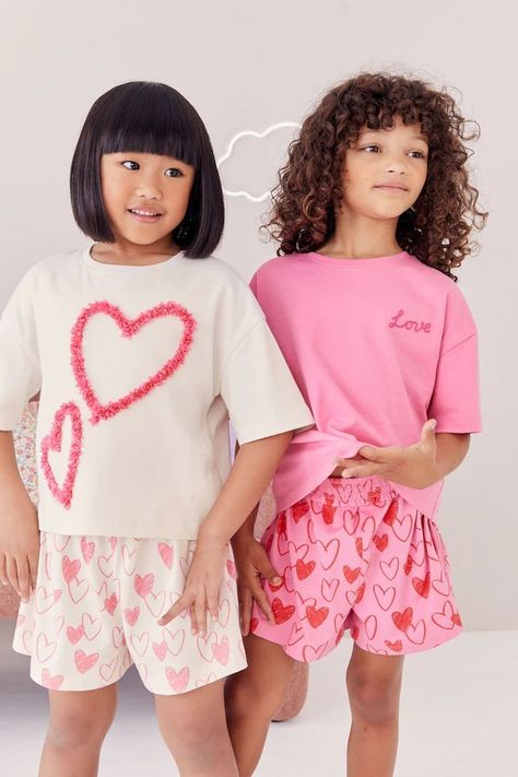 Summer Kid, Girls Pyjamas, White Confetti, Girls Nightwear, Kids Pjs, Girls Sleepwear, Cute Pajamas, Girl House, Big City