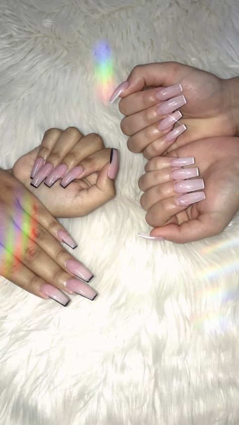 Matching Nails Sets With Bestie, Nails Matching With Bestie, Matching Nail Sets For Best Friends, Matching Best Friend Nails, Cute Matching Nails For Best Friends, Bestie Nails Friends, Bsf Nails Matching, Bestie Nails Ideas, Matching Nails With Bff