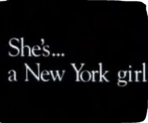 Girl Esthetics, Serena Aesthetic, Blonde Icons, Serena Vanderwoodsen, Gossip Girl Episodes, New York Girl, Georgina Sparks, Gossip Girl Aesthetic, New York City Aesthetic