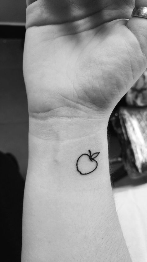 Apple Teacher Tattoo, Dainty Teacher Tattoos, Apple Tattoo Teacher, Dainty Apple Tattoo, Teacher Apple Tattoo, Minimalist Apple Tattoo, Daycare Teacher Tattoo Ideas, Teacher Tatoos Ideas, Eaten Apple Tattoo