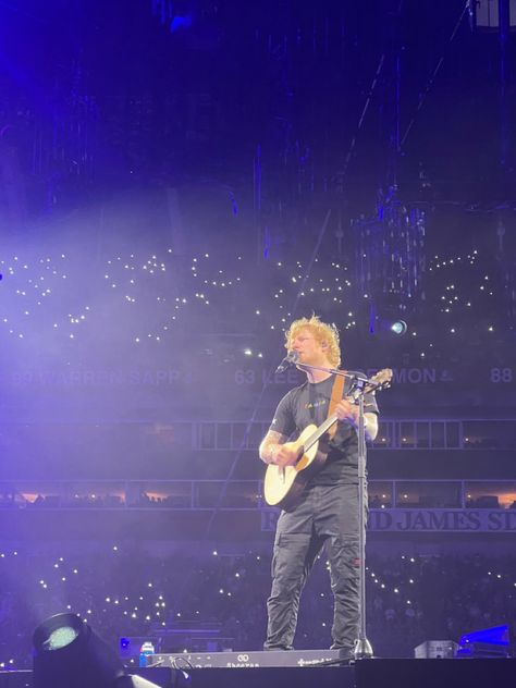 Ed Sheeran Aesthetic, Ed Sheeran Concert Outfit, Concert Ed Sheeran, Map Visualization, Ed Sheeran Tour, Concert Journal, Ed Sheeran Concert, Traveling Destinations, Wish Board