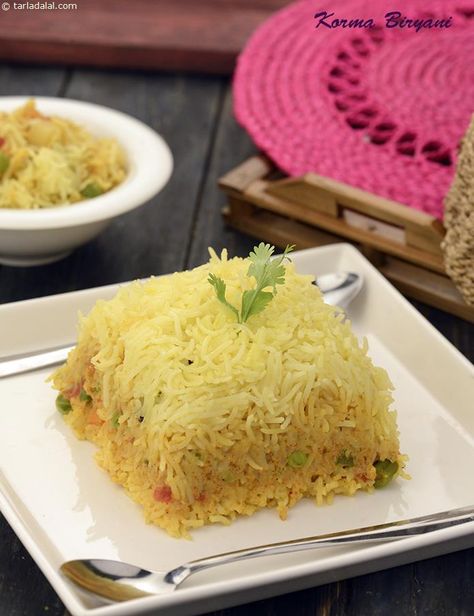 Korma Biryani recipe, Korma Mughlai Biryani Mughlai Biryani, Gravy And Rice, Mughlai Cuisine, Hyderabadi Biryani, Jus Lemon, Biryani Recipes, Kabuli Chana, Biryani Rice, Veg Biryani