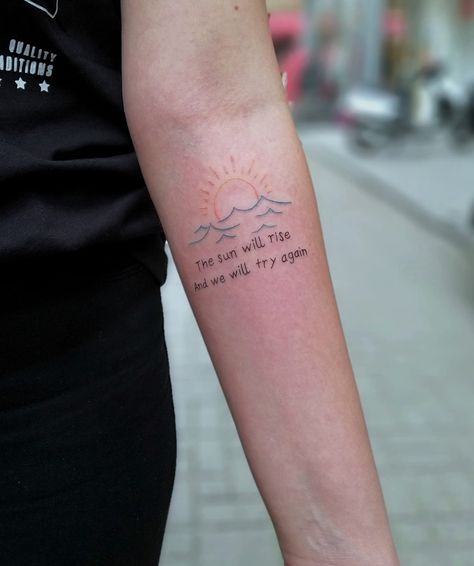 #sunset #tattoo Sunset Chaser Tattoo, Sunset Tattoos For Women, This Too Shall Pass Quote, Best Tatto, Sunrise Tattoo, Sunset Tattoo, Sunset Tattoos, Painting Tattoo