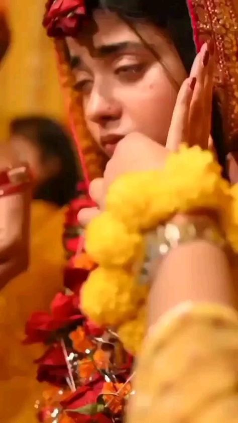 Pakistani Dance, Fashion Blogger Poses, Only Video, Blogger Poses, Fast And Furious Actors, Bridal Songs, Breakup Picture, Birthday Quotes Funny For Him, Indian Wedding Video