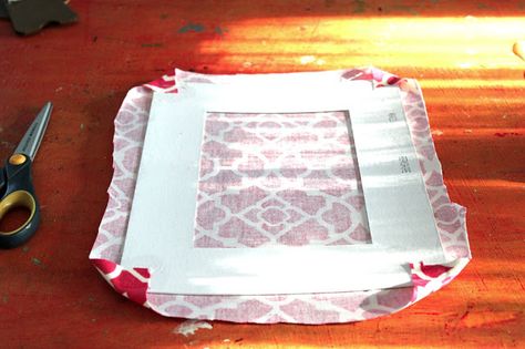 Cathie Filian: DIY: How to cover a photo mat with fabric and Mod Podge. Fabric Photo Mat, Diy Picture Mat, Frame Matting Diy, Fabric Mache, Cardboard Picture Frames, Fancy Frames, Mod Podge Fabric, Puzzle Decor, Mod Podge Gloss