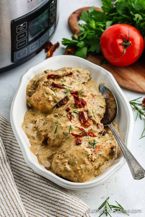 Crock Pot Sun Dried Tomato Chicken - Eating on a Dime Creamy Sun Dried Tomato Chicken, Creamy Sun Dried Tomato Sauce, Sun Dried Tomato Chicken, Make Sun Dried Tomatoes, Slow Cooker Creamy Chicken, Sun Dried Tomato Sauce, Eating On A Dime, Tomato Chicken, Easy Slow Cooker Chicken