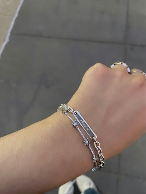 Aesthetic Bracelets Silver, Silver Jewels Aesthetic, Silver Jewelry Astethic, Chunky Bracelets Aesthetic, Pandora Stargirl Bracelet, Silver Jewelry Pandora, Jewlrey Aesthic Silver, Stargirl Jewelry, Silver Bracelets Aesthetic