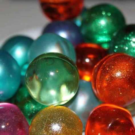 holy shit, bath beads!!!! for the 90's girls - smells we'll never forget! lol Bath Oil Beads, Bath Beads, Tide Pods, 90s Memories, Bath Oil, 90s Girl, 90s Childhood, Bath Oils, Oldies But Goodies